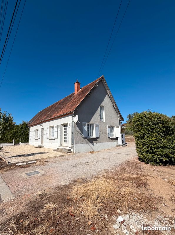 Maison 4 pièces 97 m² · à Varennes-sur-Allier · 97 m² · 105 000 €