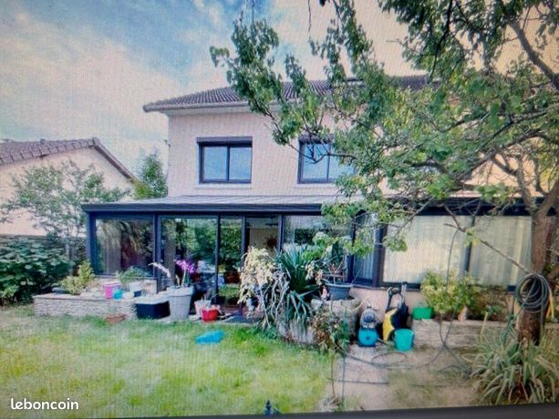 Maison 7 pièces 295 m²