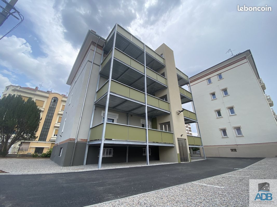 Appartement 3 pièces 48 m² · à Roanne · 48 m² · 560 €/mois