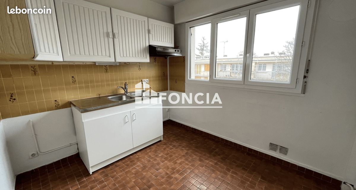 Appartement 3 pièces 71 m² · à Saint-Maur-des-Fossés · 71 m² · 1 410 €