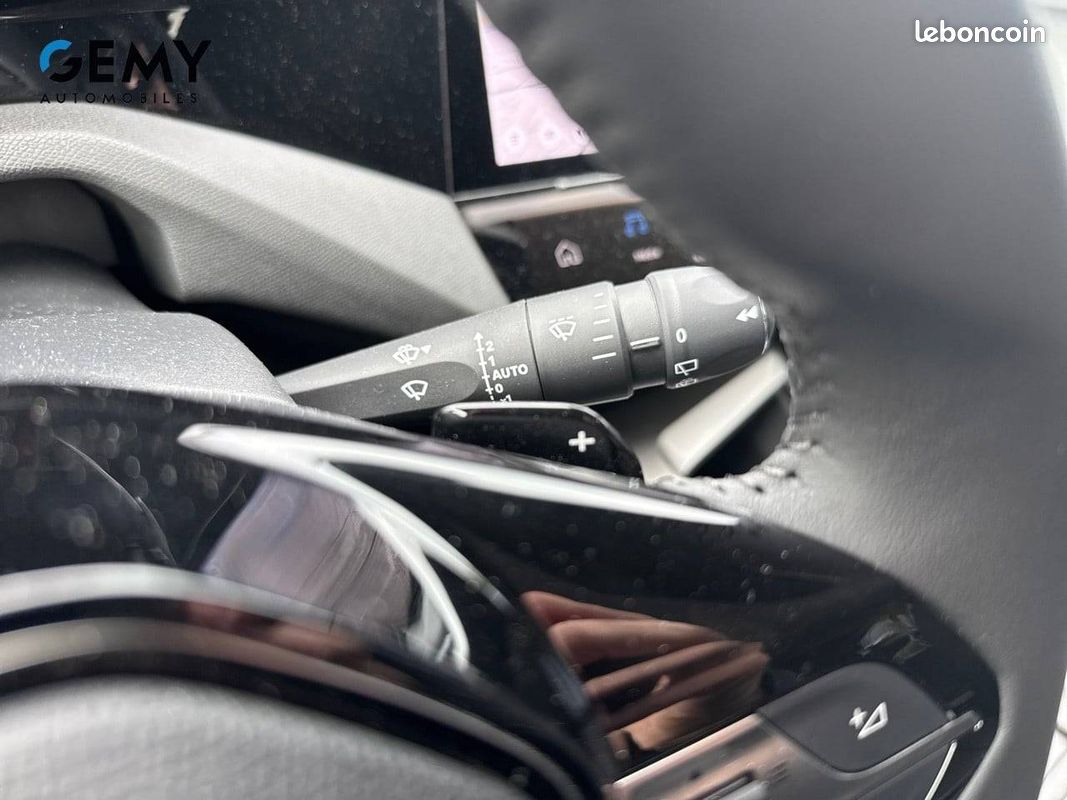 PEUGEOT 308 Hybrid 145 e-DCS6 Allure (image 16)