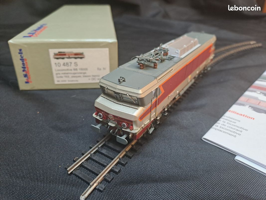 Locomotive LS Models 11057S - BB 22400R SNCF En Voyage - Époque VI - HO - Neuve