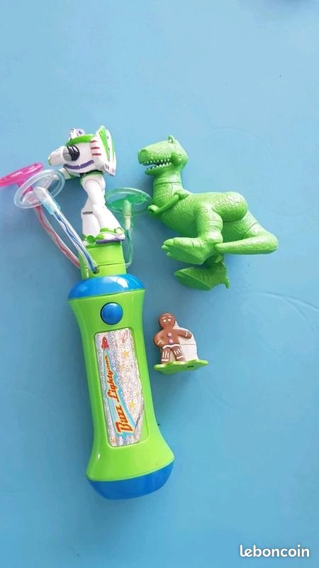 Lot de figurines toys story buzz l éclair Disney Pixar Woody (image 1)