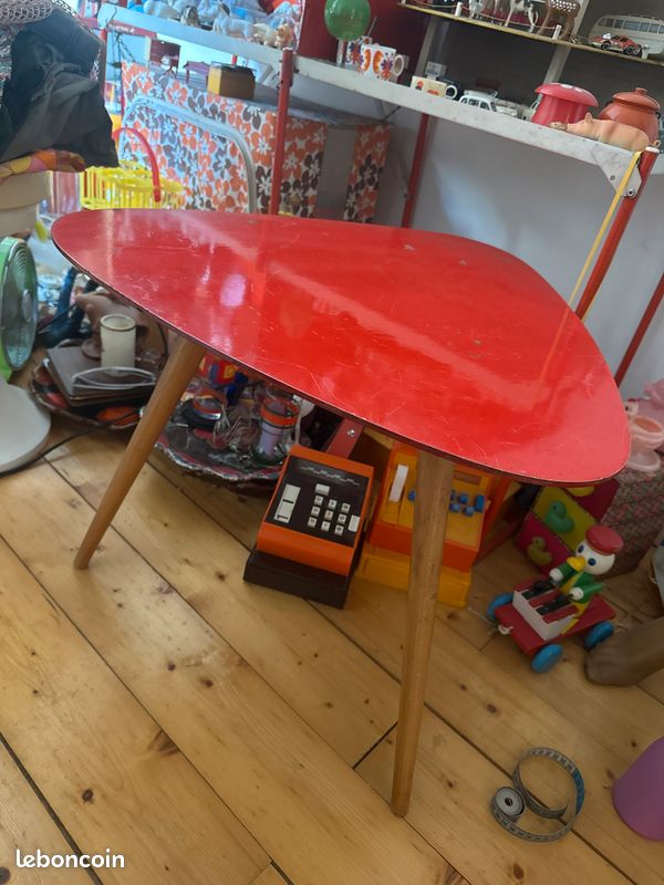 Table d’appoint (image 1)