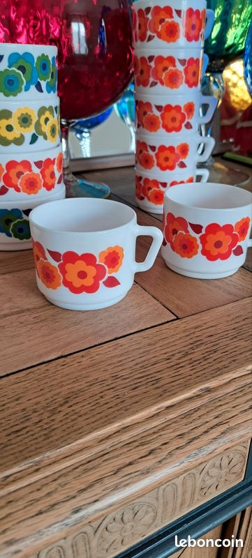 Lot De 9 Tasses à Café Arcopal Vintage (Orange, Bleu, Corail, Blanc) - Design Bicolore Verre