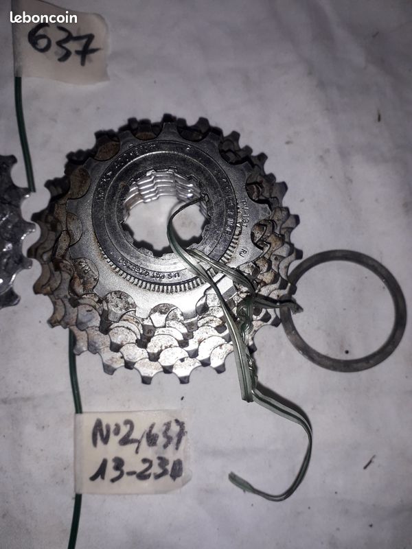 Cassette vélo route vintage Shimano HG 8V 12-21 - Équipements vélos