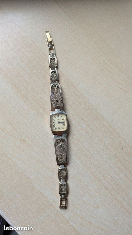 Montre vintage Luch (image 2)