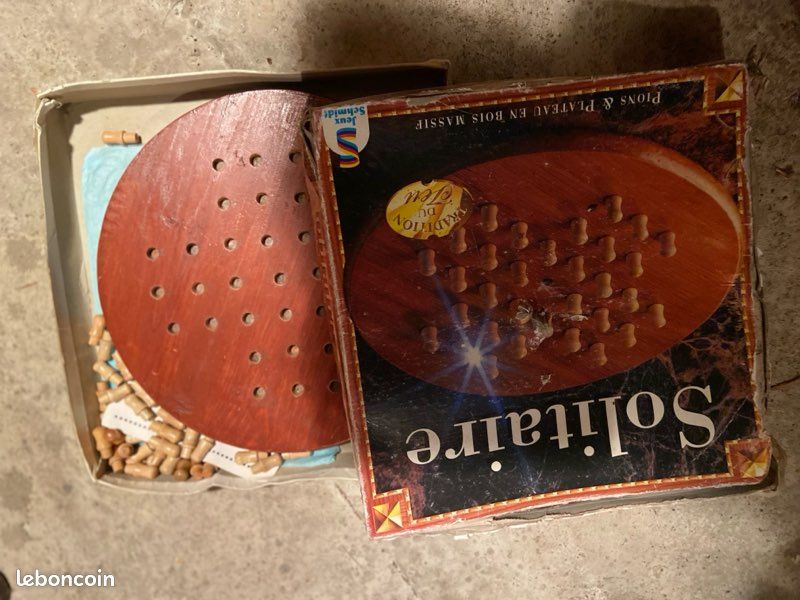 Jeu en bois solitaire (image 1)