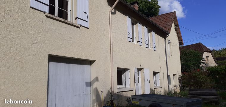 Moulin du XVII ème siècle avec droit d'eau
