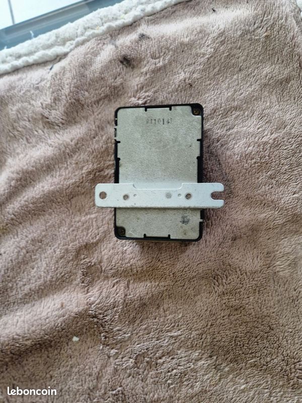 Relais ou Boitier de Préchauffage Toyota Hiace/ Dyna/ Corolla/ Hilux/ LJ70 73/ KZJ 90 95/ BJ / FJ / PZJ / HZJ / FJ (image 3)