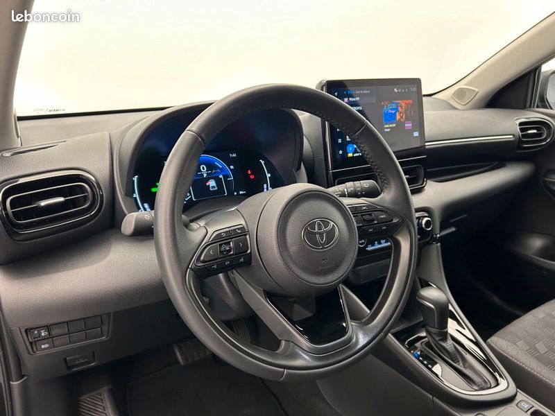Toyota Yaris Hybrid Design 1.5 116 ch (image 17)