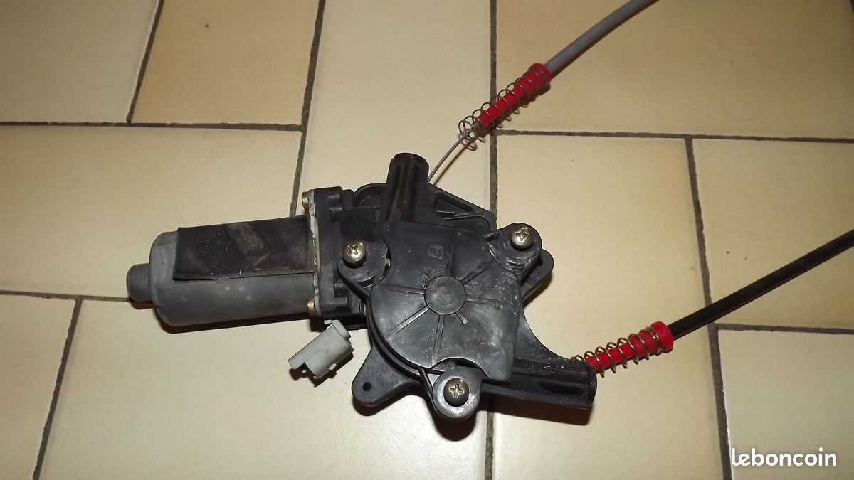 Moteur lève vitre electrique 206 Av. Droit 3portes (Stella) (image 1)