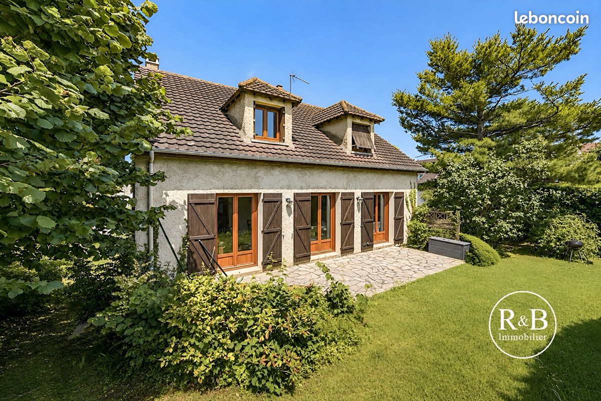 Maison 5 pièces 126 m² · à Les Clayes-sous-Bois · 126 m² · 449 500 €