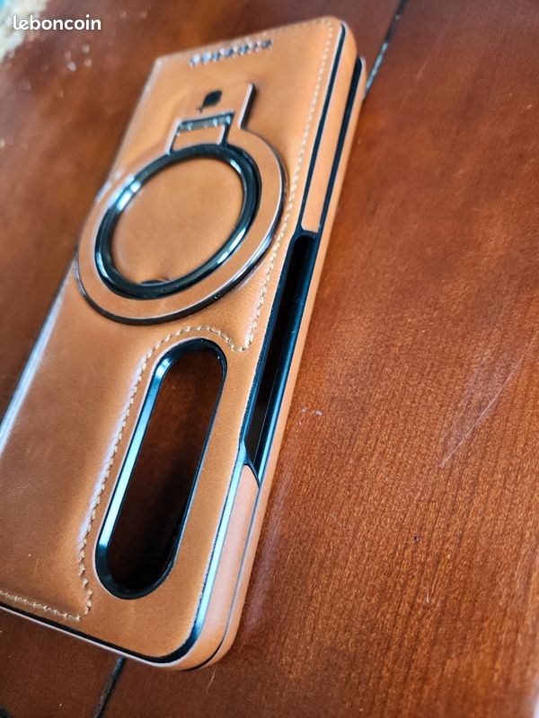 Coque fold3 (image 1)