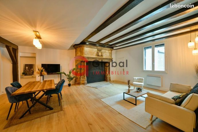 Appartement 4 pièces 143 m²