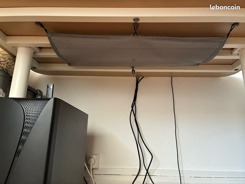 Bureau (image 2)