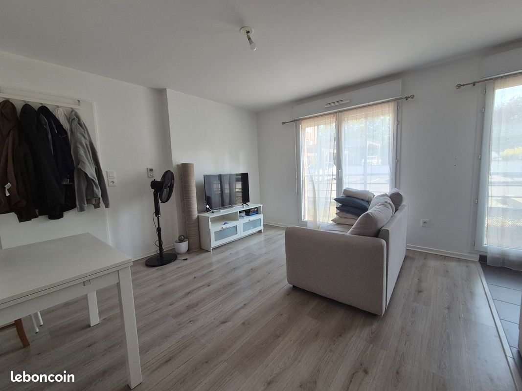Appartement 2 pièces 40 m² · à Vert-Saint-Denis · 40 m² · 795 €