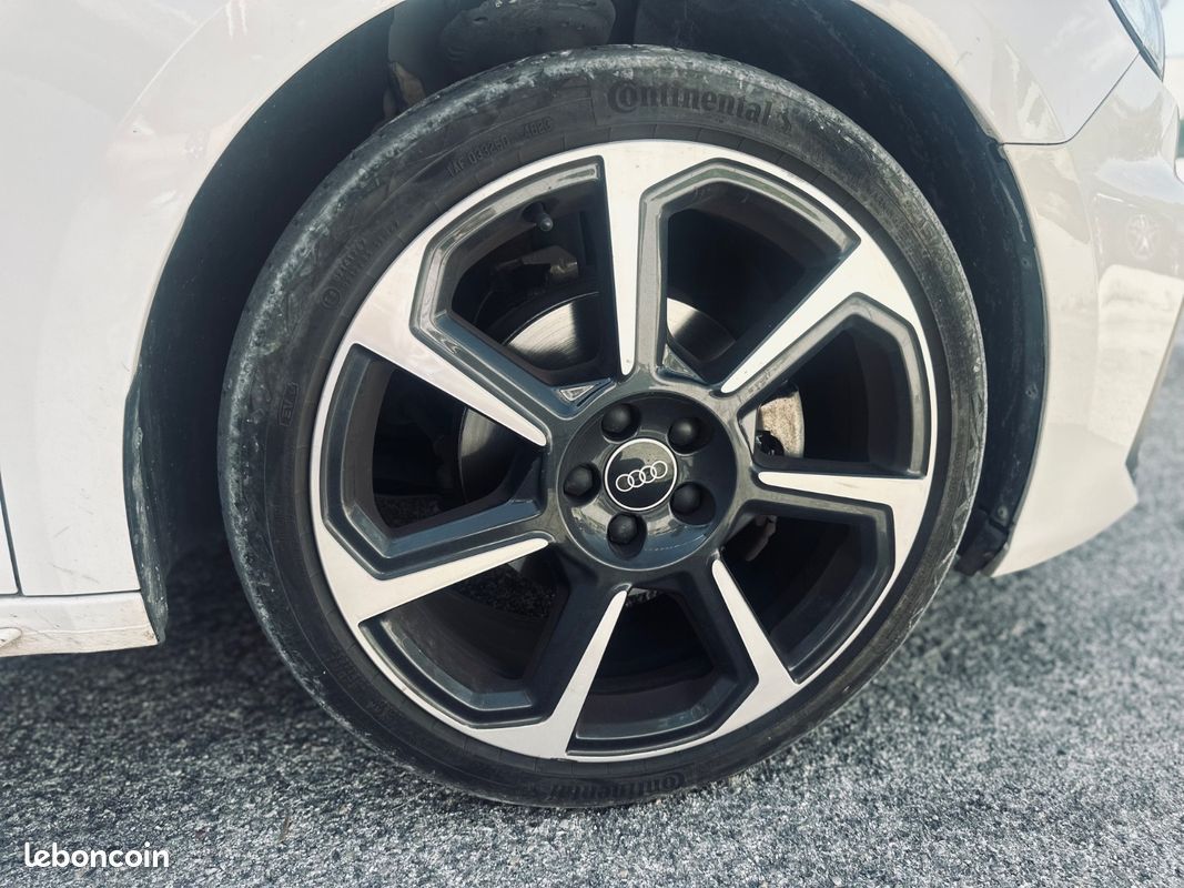 Audi A1 Sportback 35 TFSI 1.5 150CH S-line + CARPLAY + ECLAIRAGE D'AMBIANCE + 2EME MAIN + GARANTIE 12 MOIS (image 19)