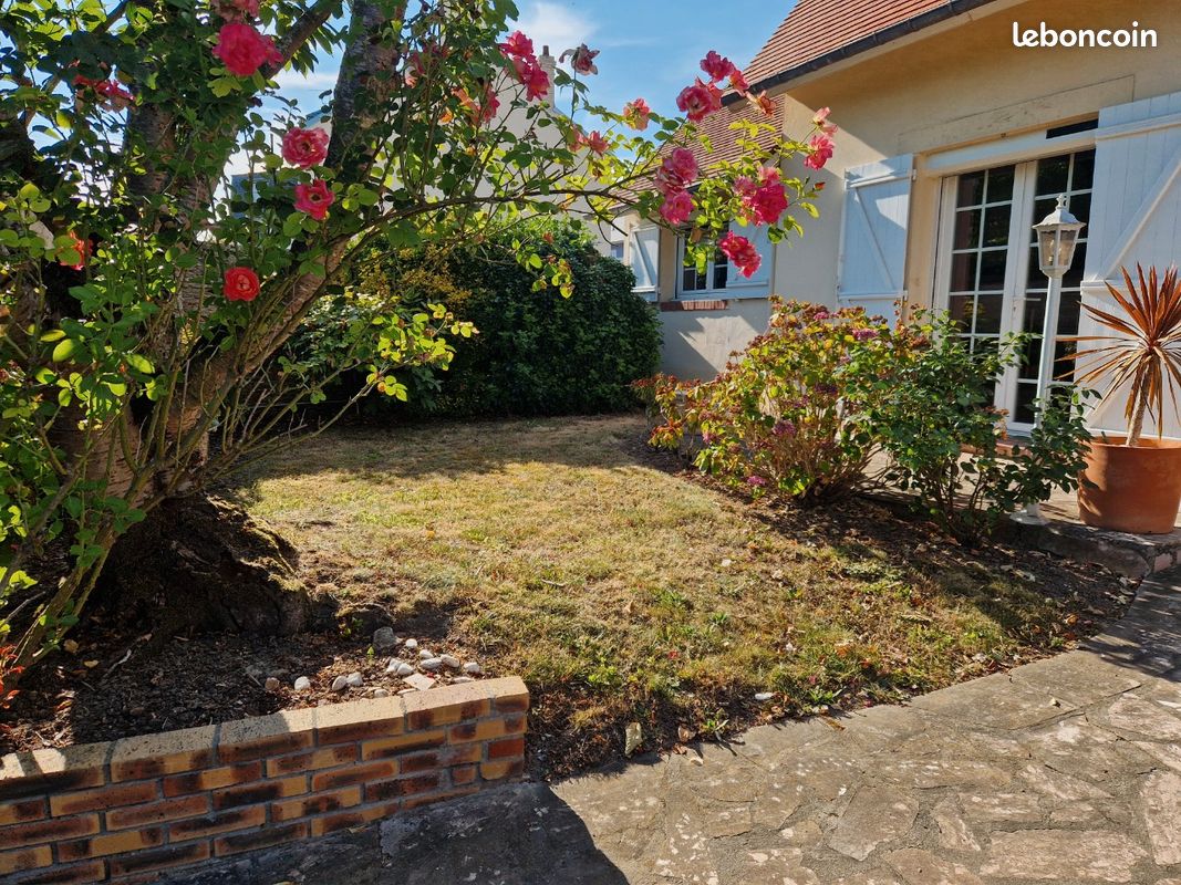Maison 6 pièces 144 m² · à Mondeville · 144 m² · 375 000 €