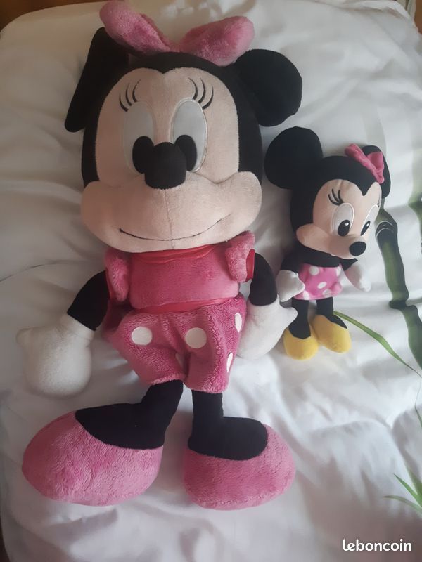 2 peluches minnie (image 1)