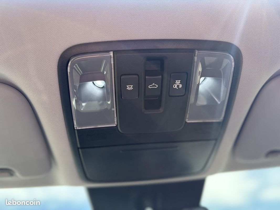KIA CEED 1.6 GDI 141H 105 HYBRID PHEV 8.9KWH LOUNGE DCT BVA ( garanti constructeur ) (image 25)