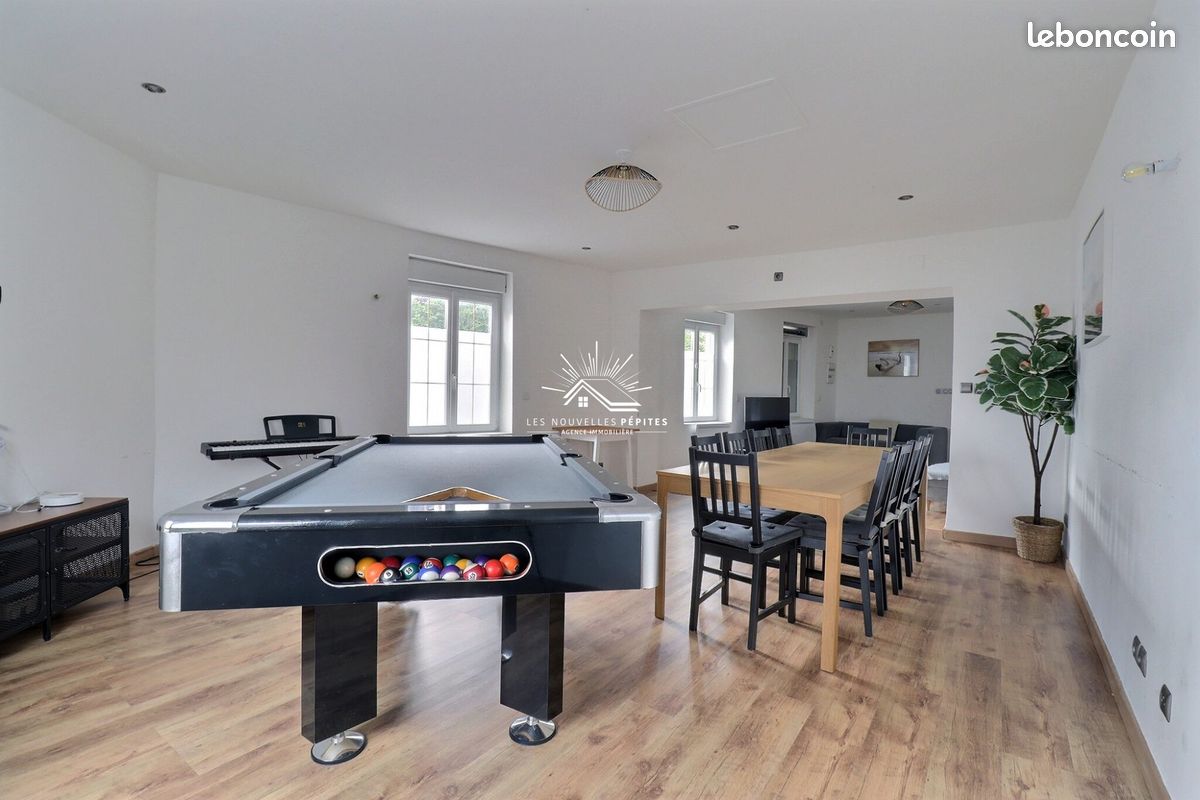 Maison 5 pièces 136 m² · à Croix · 136 m² · 299 500 €