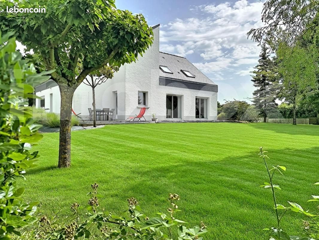 Maison 6 pièces 123 m² · à Ligné · 123 m² · 339 900 €