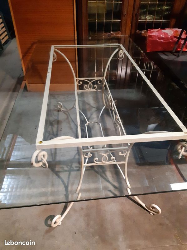 Table fer forges et dessus verre (image 1)