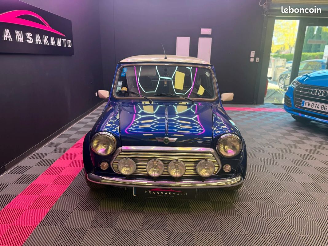 ROVER MINI 1.3i Sport For Ever -Origine France - Boitier injection - Airbags - Jantes anniversaire - Historique d'entretien (image 7)