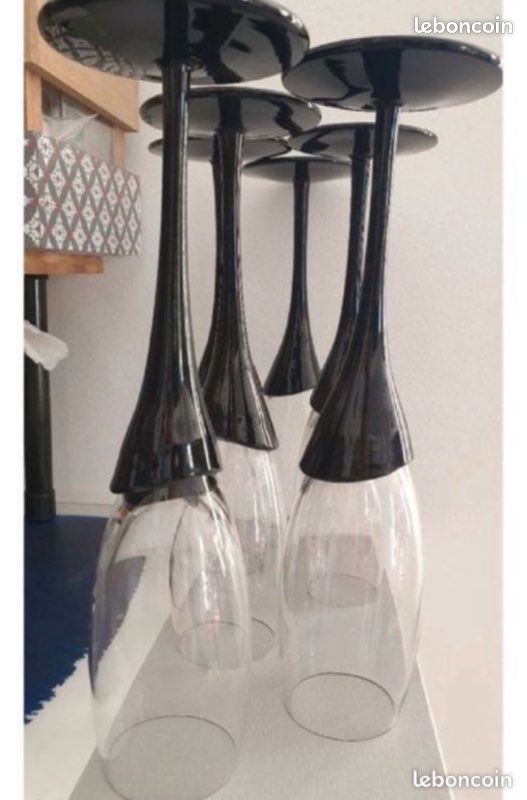 Verres à pied noir / flûtes à champagne (image 3)