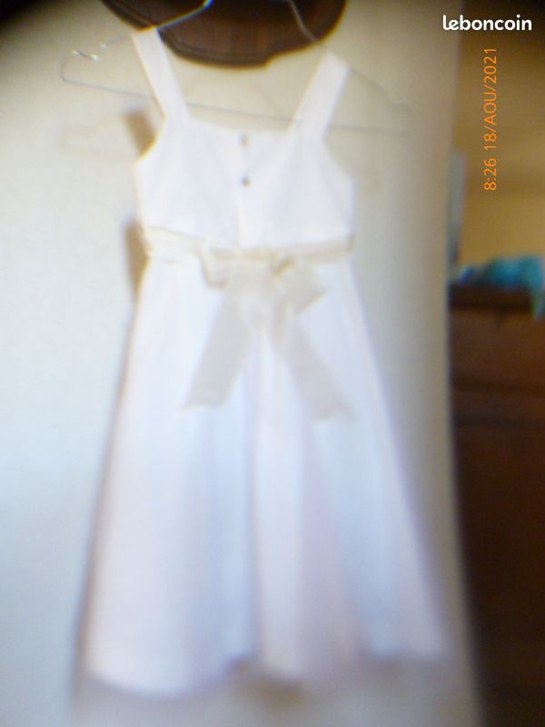 Superbe robe blanche à bretelles pour cérémonie marque JODHPUR taille 5 ans impeccable et boléro rose 5 ans l'ensemble 10 Euros ou séparé (image 13)