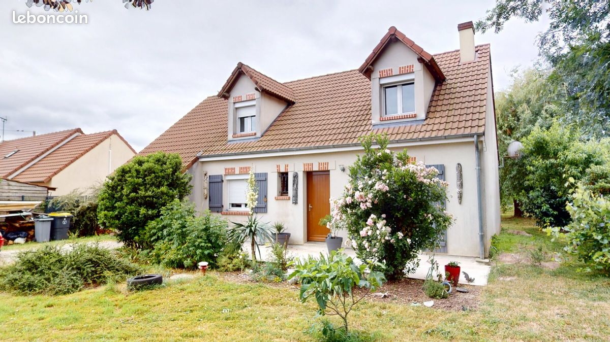 Maison 6 pièces 129 m² · à Sigloy · 129 m² · 239 000 €