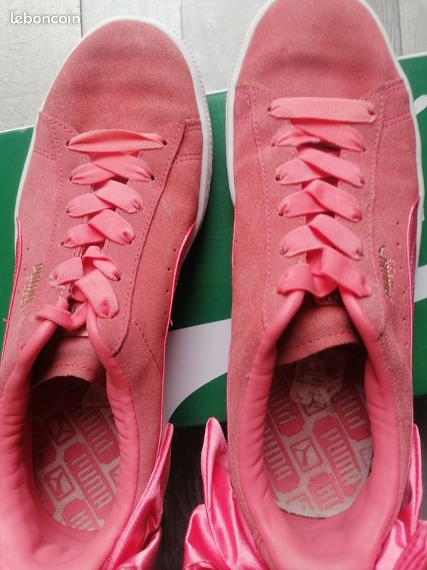 Puma rose noeud papillon derrière Chaussures