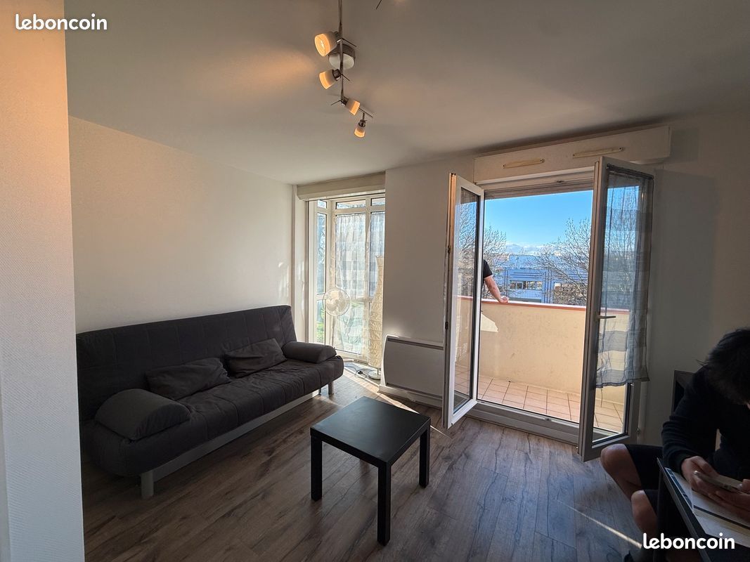 Appartement 1 pièce 20 m² · à Dijon · 20 m² · 450 €