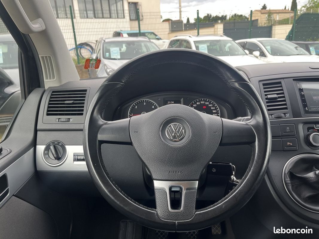 Volkswagen MULTIVAN 2.0 TDI 180CH BLUEMOTION TECHNOLOGY CONFORTLINE (image 13)