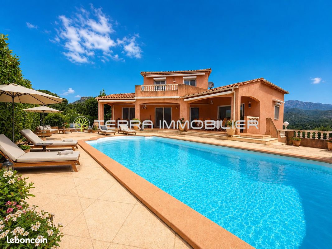 Maison 7 pièces 236 m² · à Calcatoggio · 236 m² · 840 000 €