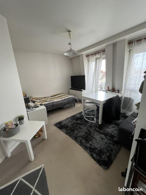 Appartement 1 pièce 28 m² · à La Garenne-Colombes · 28 m² · 841 €/mois