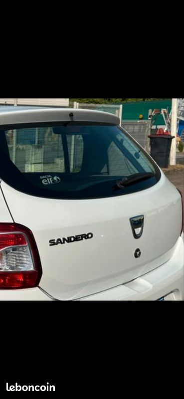 Hayon porte dacia sandero (image 2)