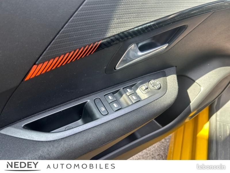 Peugeot 208 e-208 136ch Like (image 18)