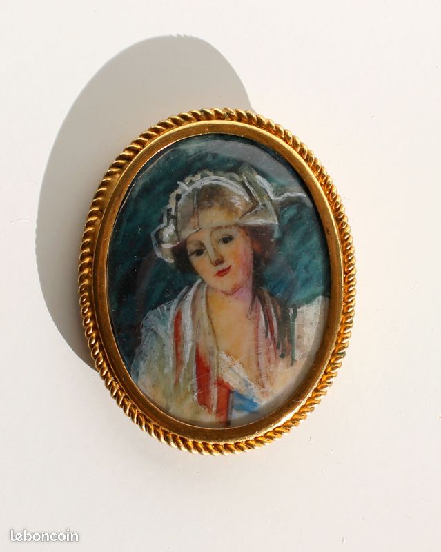Broche Ancienne Portrait Miniature Peint à La Main Sur Porcelaine - Bijou Vintage