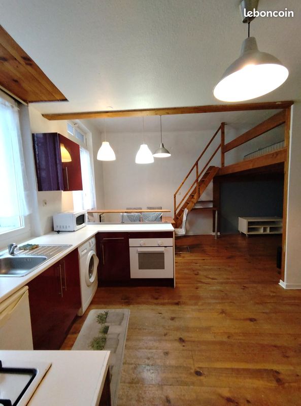 Appartement 1 pièce 38 m² · à Saint-Étienne · 38 m² · 380 €