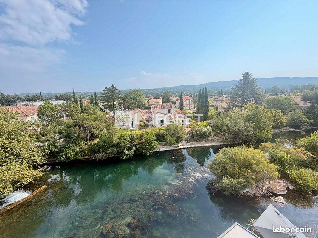 Appartement 3 pièces 68 m² · à L'Isle-sur-la-Sorgue · 68 m² · 897 €