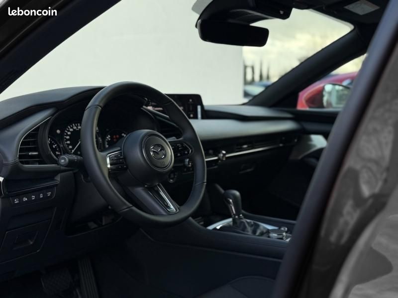 Mazda Mazda 3 2.5 e-SKYACTIV-G M-Hybrid 140ch Exclusive Line BVA 2025 Euro6e (image 6)