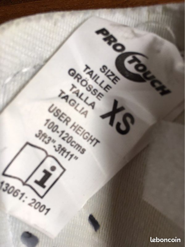 Lot de genouillères et chaussettes protouch (image 2)