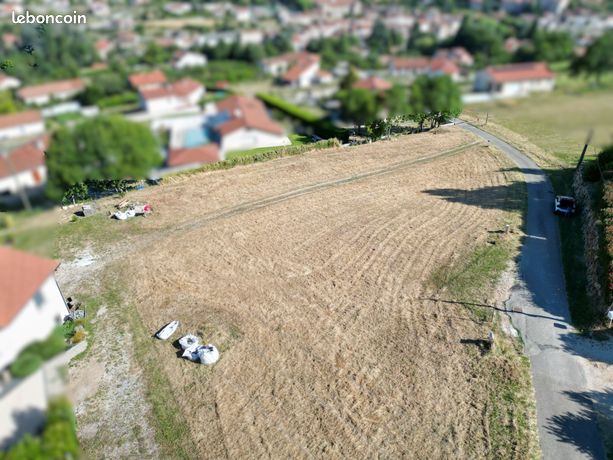 Terrain 2417 m² Satillieu