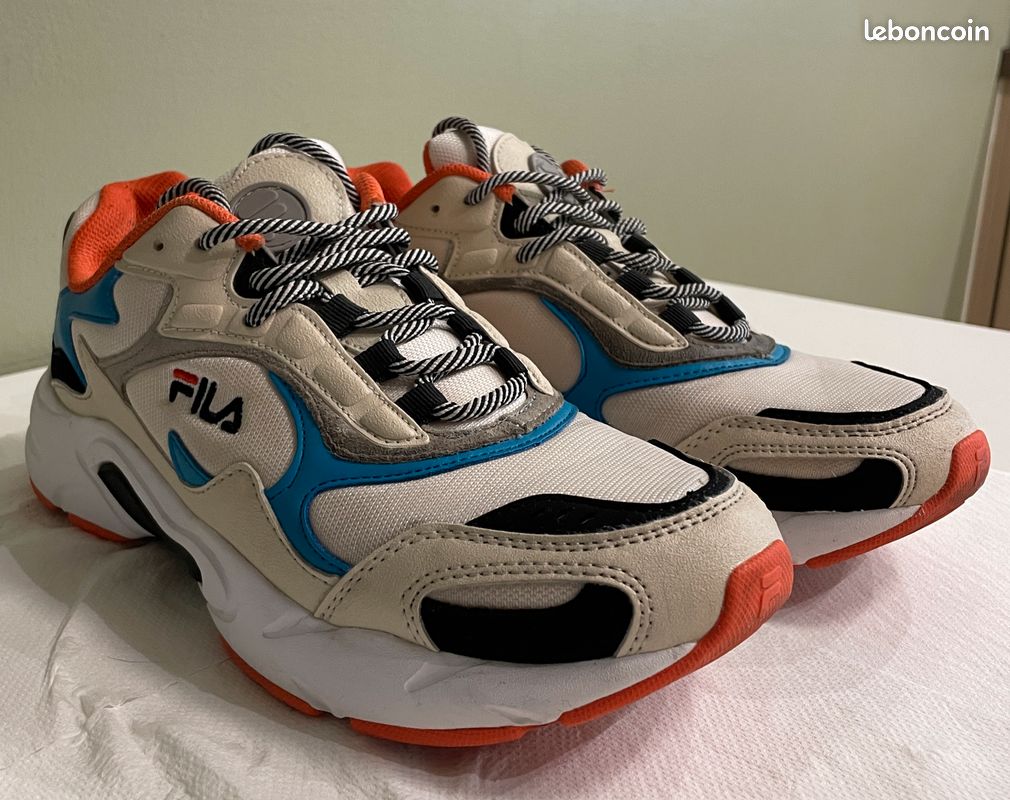 Fila luminance Sneakers, basket Chaussures - Main Image