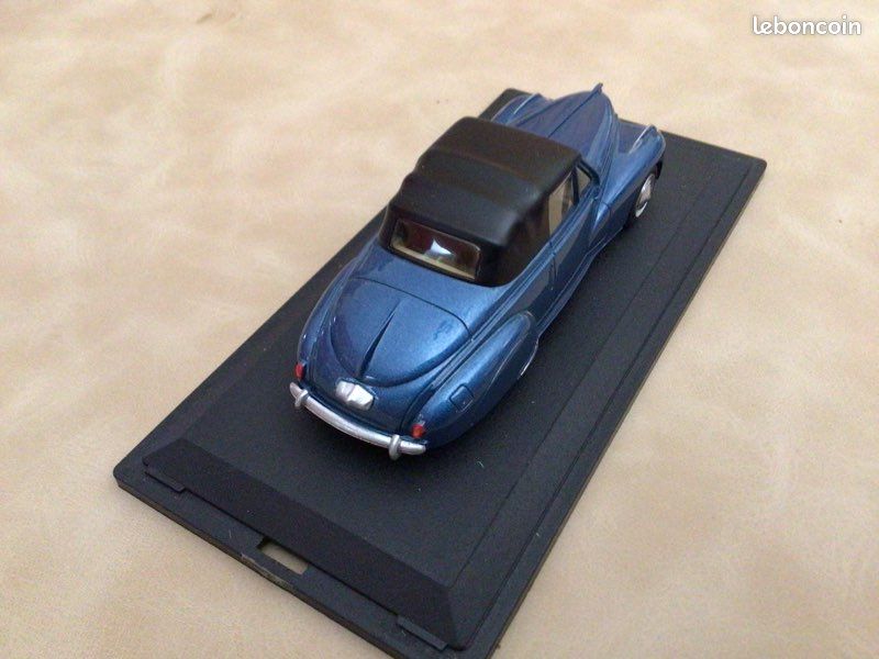 PEUGEOT 202 CABRIOLET 1938 Bleu PARADCAR 86 1:43