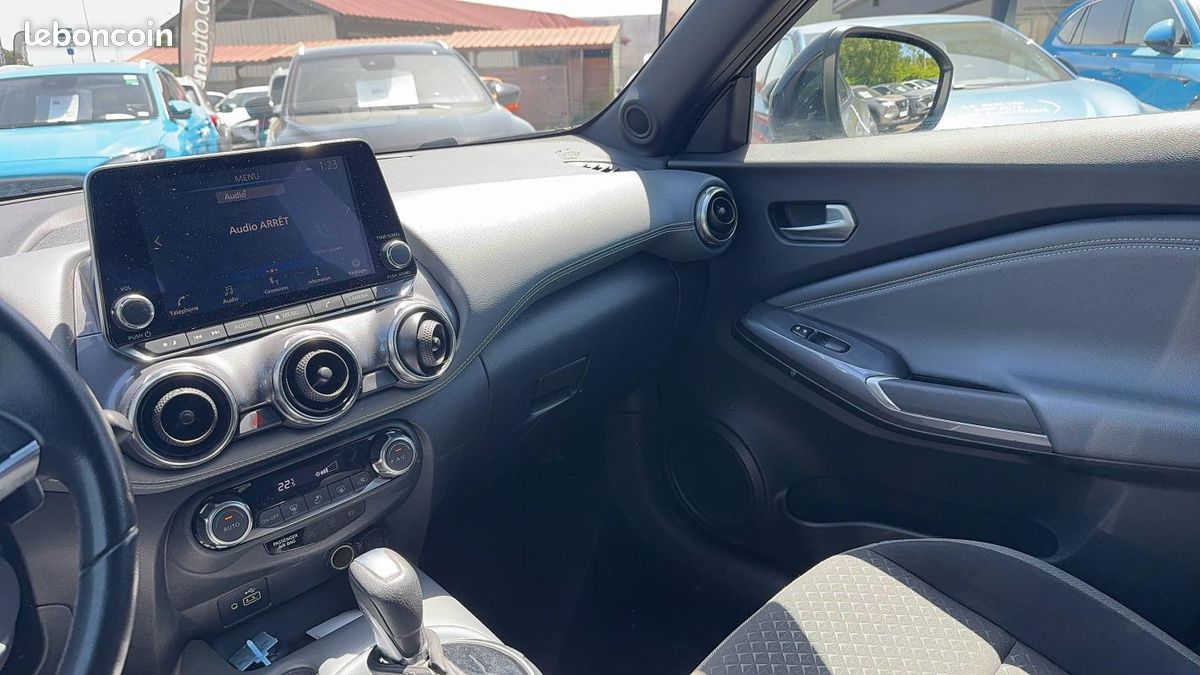 Nissan Juke II DIG-T 114 DCT7 N-Connecta 5p (image 11)