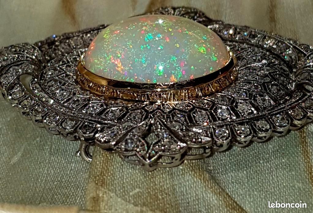 Broche Vintage Moderniste Or 14 Carats - Opales Et Grenats - Style Avant-garde Sculptural