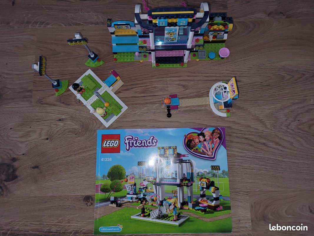 LEGO Friends - Le club de sport de Stéphanie - 41338 (image 1)